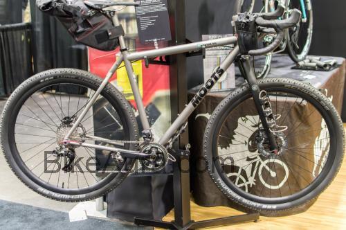 Moots Cross ficha-técnica e avaliações